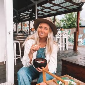 Meet your Posher, Ashleigh